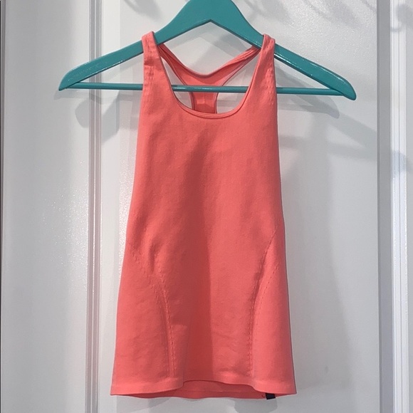 Ivivva tank - Picture 4 of 4